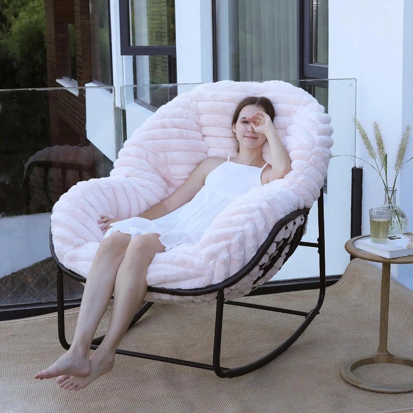 TIFICY Outdoor Wicker Egg Swing Chair With Cushion